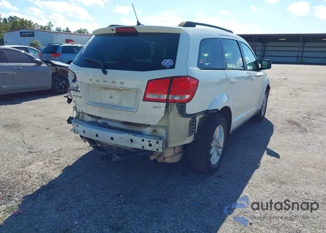 2015 Dodge Journey Sxt z USA, uszkodzony, nr VIN 3C4PDCBB9FT707614